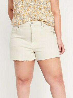 Old Navy Higher High-Rise Sky-Hi A-Line Cut-Off Jean Shorts. Size: 28 Waist: 51"